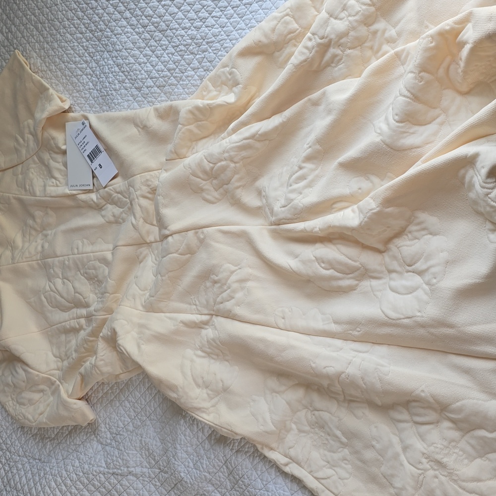 Julia Jordan Frolal Jacquard Fit&Flate Dtess